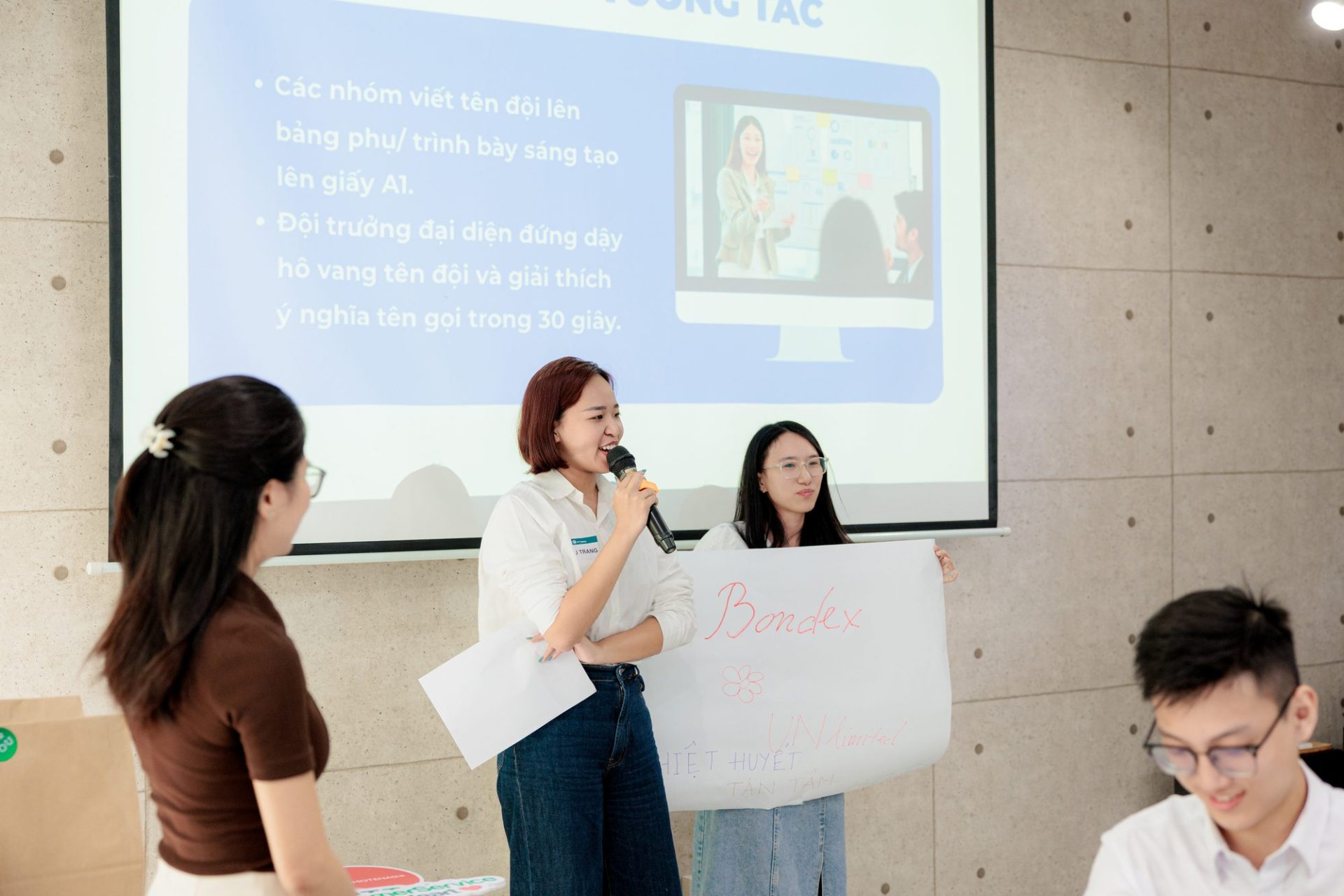 Đào tạo Omotenashi Service tại Bondex Việt Nam Logistics – HT Training