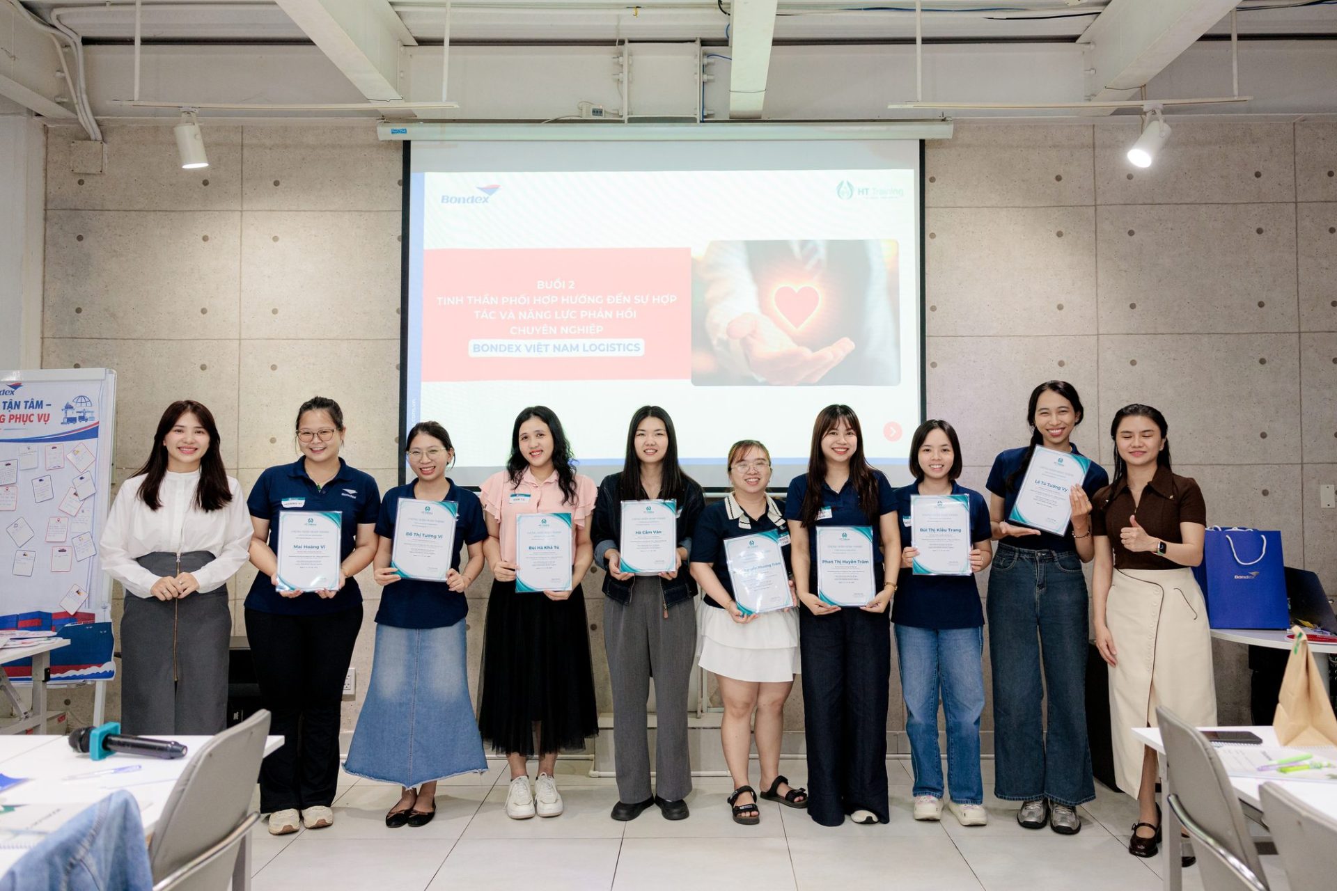 Đào tạo Omotenashi Service tại Bondex Việt Nam Logistics – HT Training