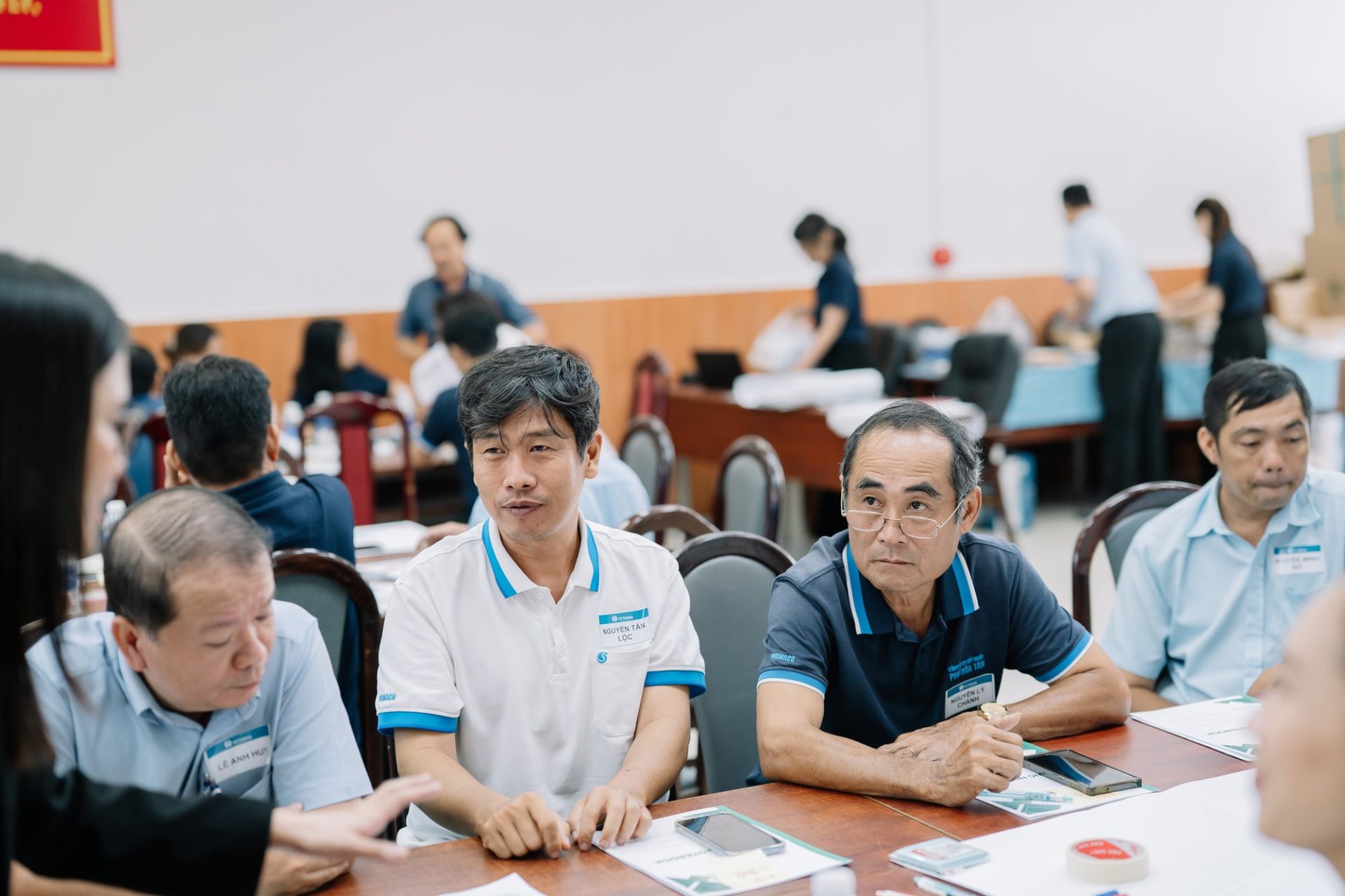 Học viên lắng nghe chia sẻ