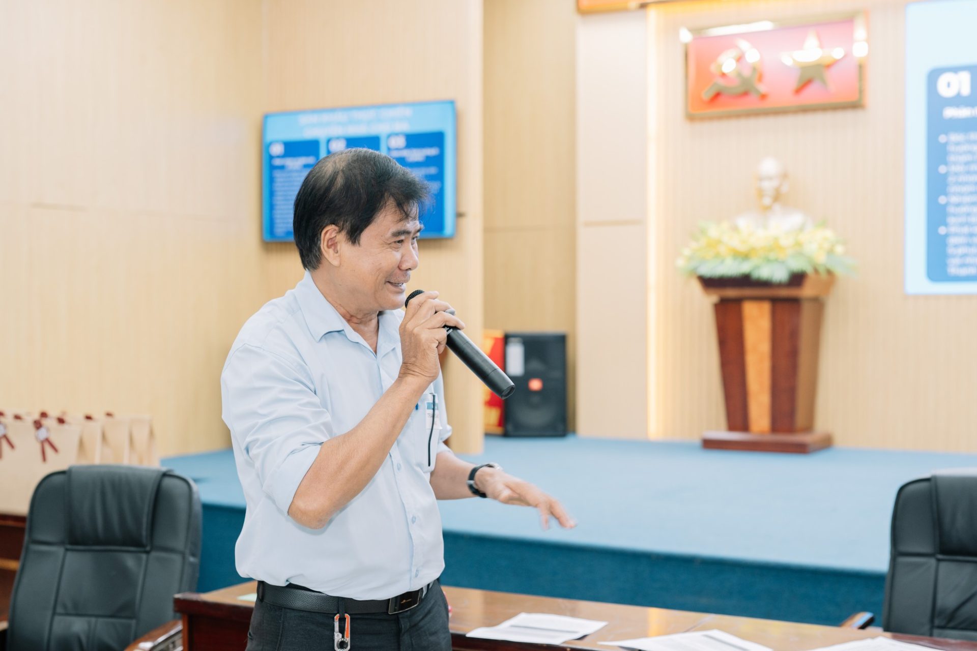 Học viên chia sẻ cách xử lý tình huống với khách hàng