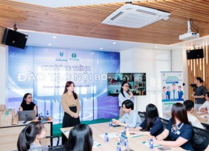 Khoảnh khắc chương trình đào tạo HT Training